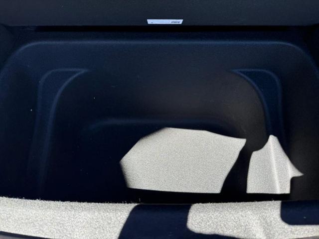 2023 Tesla Model Y Base