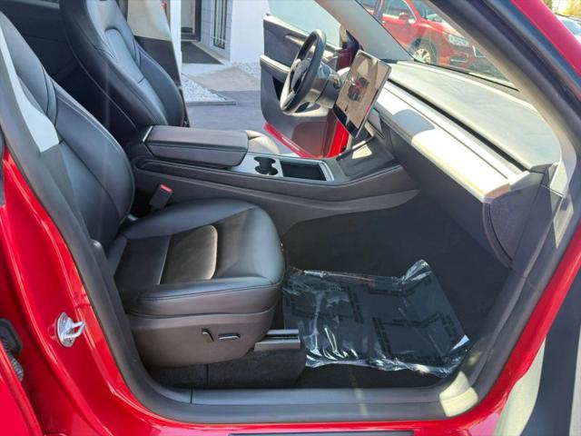 2023 Tesla Model Y Base