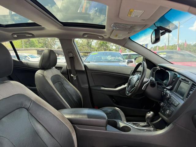 2011 Kia Optima SX