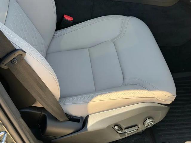 2026 Volvo XC60 Plug-In Hybrid Plus, T8 AWD Electric/Gasoline, Dark