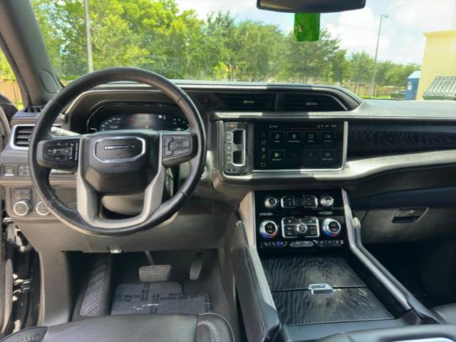 2022 GMC Yukon XL 4WD Denali