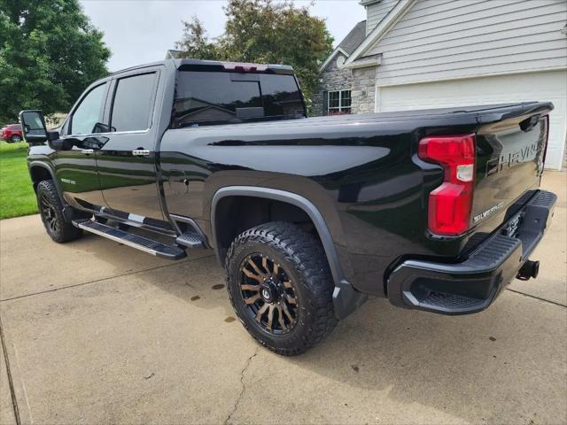2020 Chevrolet Silverado 3500HD 4WD Crew Cab Standard Bed High Country
