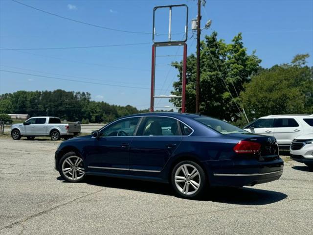 2012 Volkswagen Passat 3.6L V6 SEL Premium