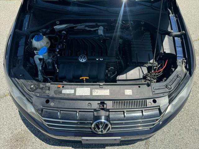 2012 Volkswagen Passat 3.6L V6 SEL Premium