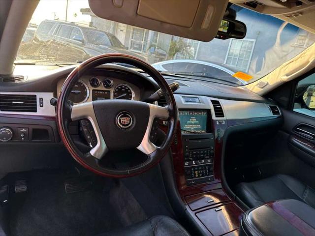 2009 Cadillac Escalade ESV Standard