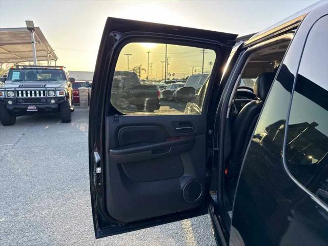 2009 Cadillac Escalade ESV Standard