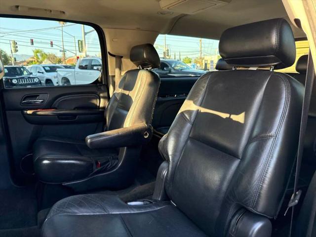 2009 Cadillac Escalade ESV Standard