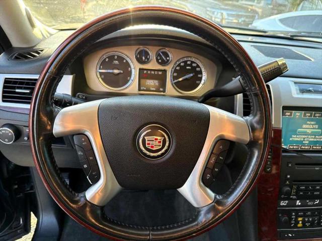 2009 Cadillac Escalade ESV Standard