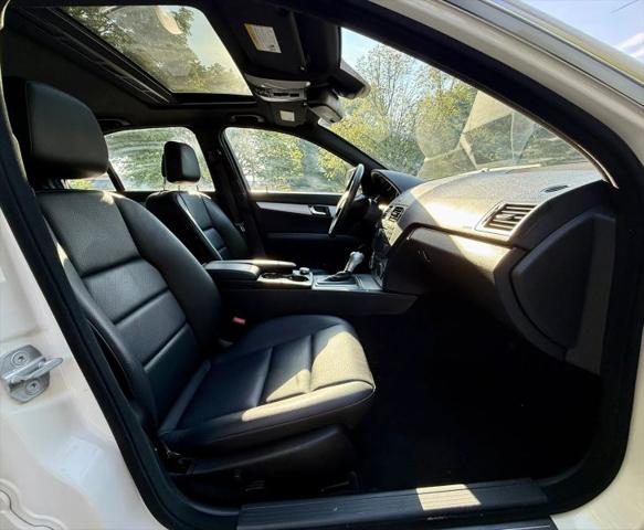 2008 Mercedes-Benz C-CLASS C 300 Luxury 4MATIC