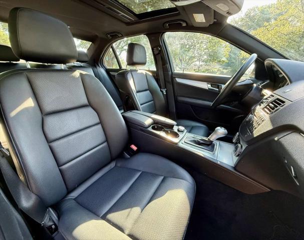 2008 Mercedes-Benz C-CLASS C 300 Luxury 4MATIC