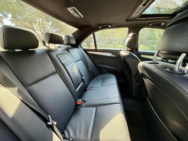 2008 Mercedes-Benz C-CLASS C 300 Luxury 4MATIC