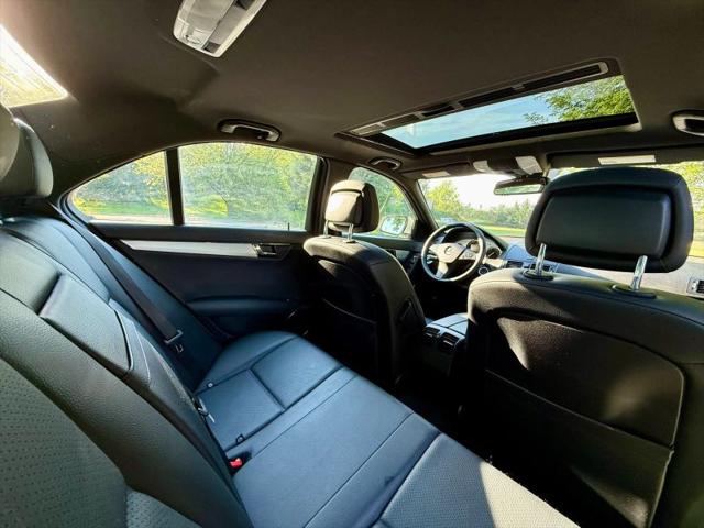 2008 Mercedes-Benz C-CLASS C 300 Luxury 4MATIC