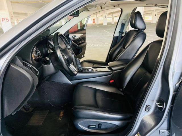 2021 INFINITI Q50 LUXE