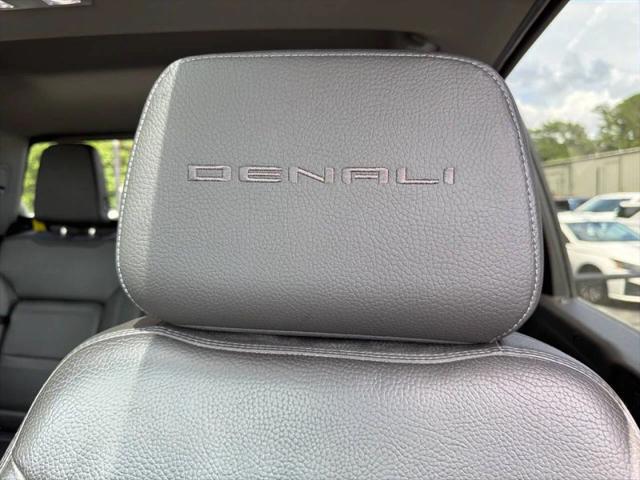 2020 GMC Sierra 2500HD 4WD Crew Cab Standard Bed Denali