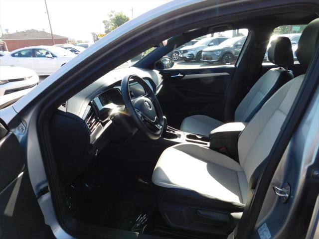 2021 Volkswagen Jetta 1.4T R-Line