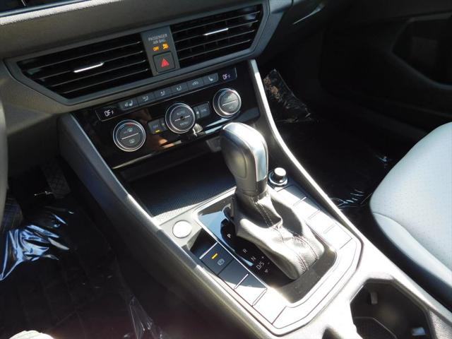 2021 Volkswagen Jetta 1.4T R-Line