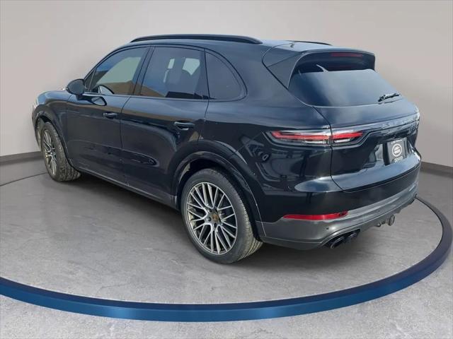 2023 Porsche Cayenne Platinum Edition