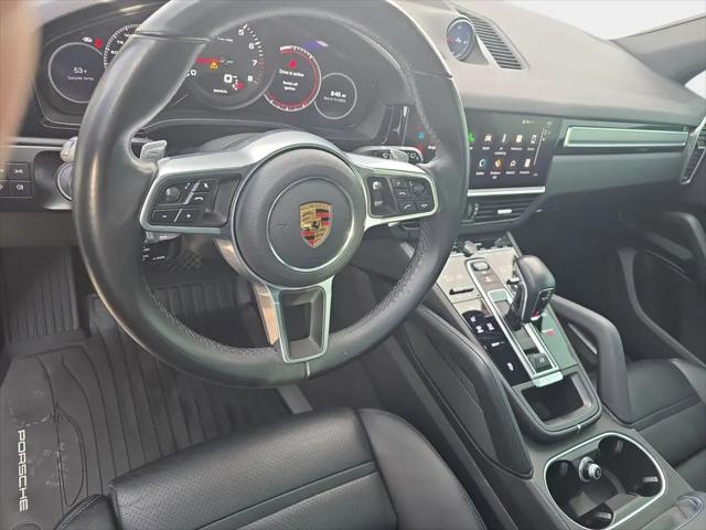 2023 Porsche Cayenne Platinum Edition