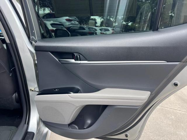 2019 Toyota Camry LE