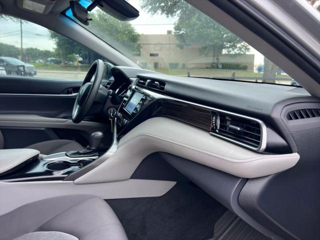 2019 Toyota Camry LE