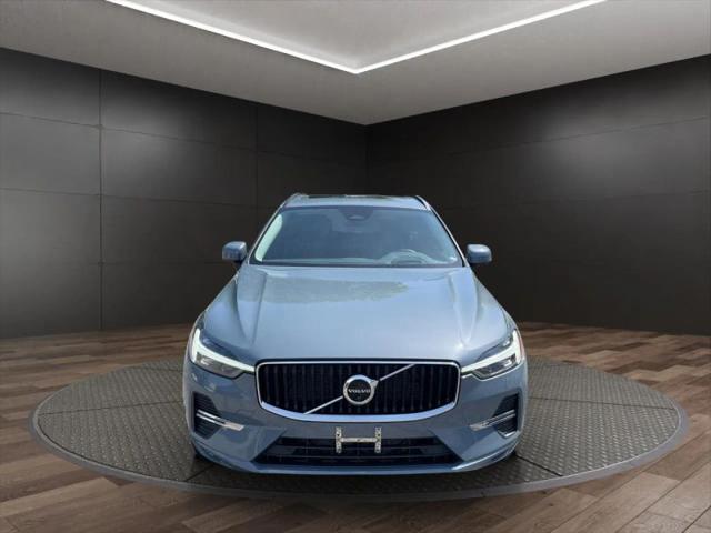 2022 Volvo XC60 B5 Momentum