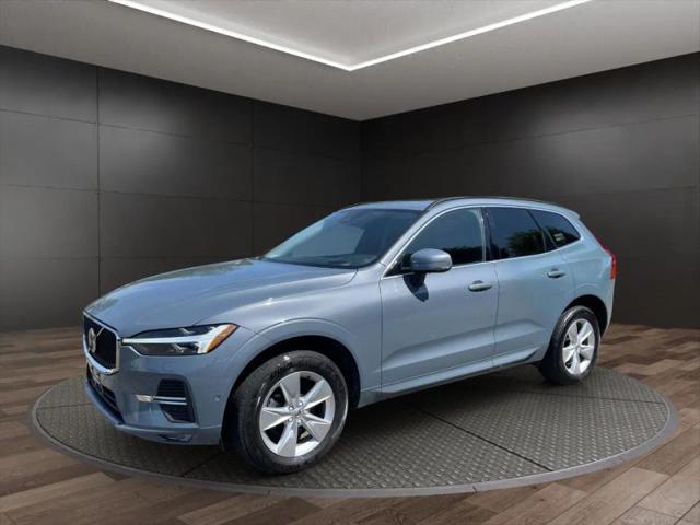 2022 Volvo XC60 B5 Momentum