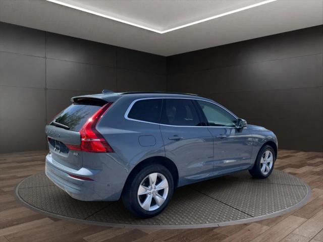 2022 Volvo XC60 B5 Momentum