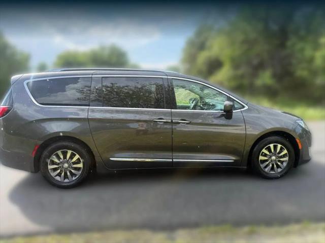 2020 Chrysler Pacifica Touring L Plus