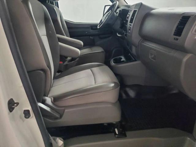 2017 Nissan 1500 SV V6