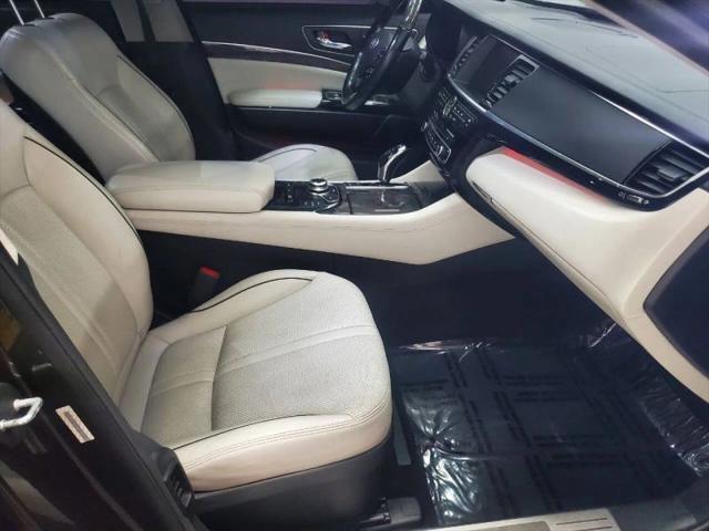 2015 Kia K900 Luxury