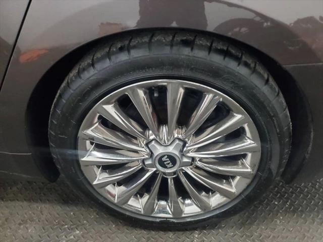 2015 Kia K900 Luxury