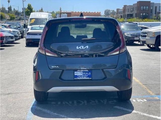 2023 Kia Soul LX