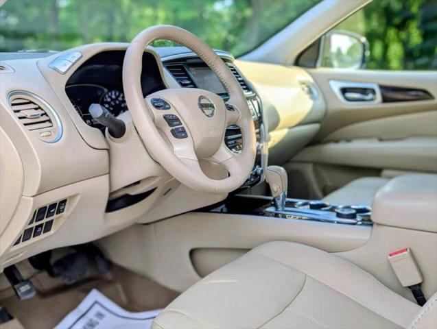 2014 Nissan Pathfinder SL