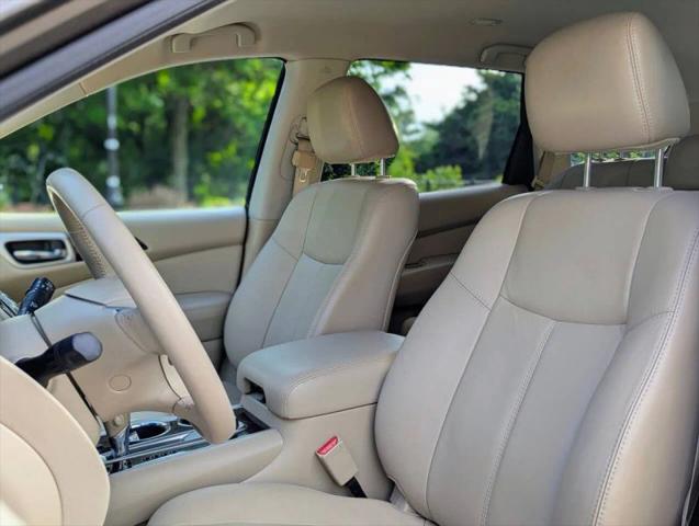 2014 Nissan Pathfinder SL