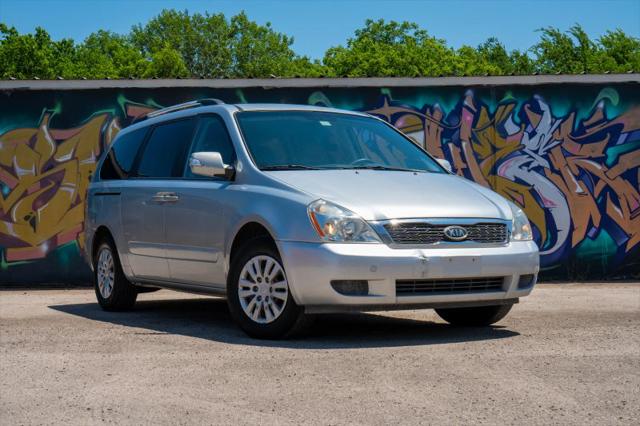 2011 Kia Sedona LX