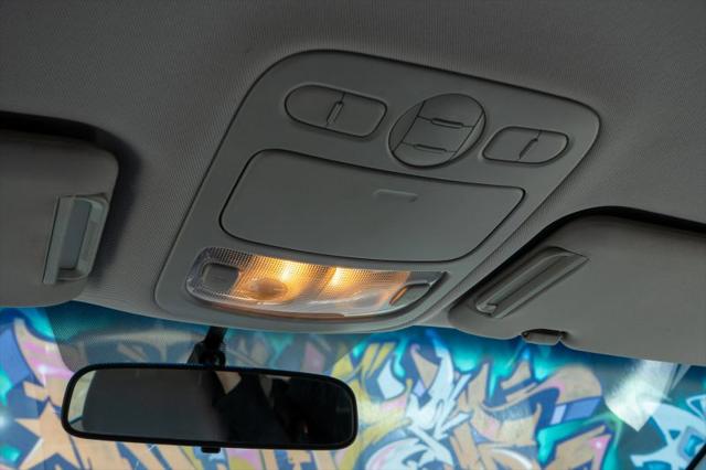 2011 Kia Sedona LX