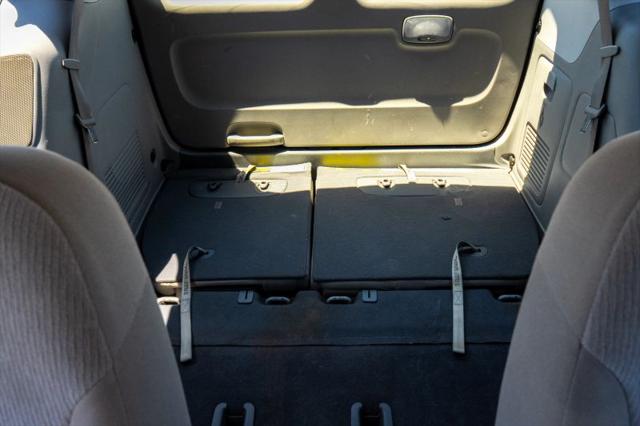 2011 Kia Sedona LX