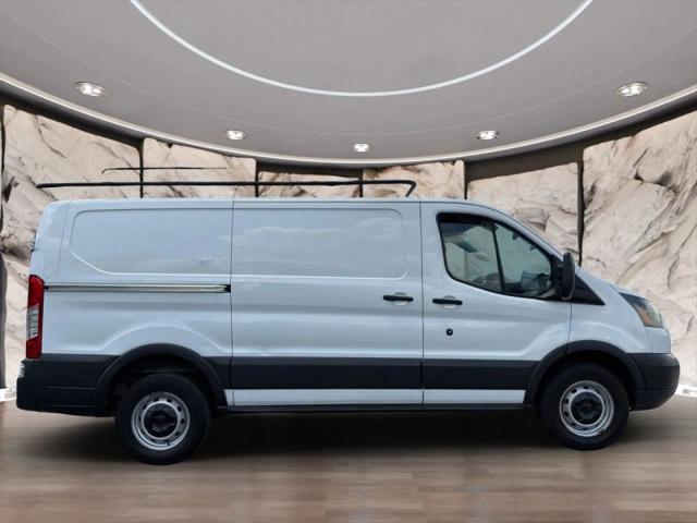 2015 Ford Transit w/Sliding Side Door w/RWB