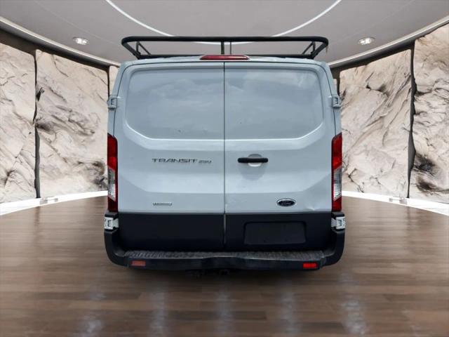 2015 Ford Transit w/Sliding Side Door w/RWB