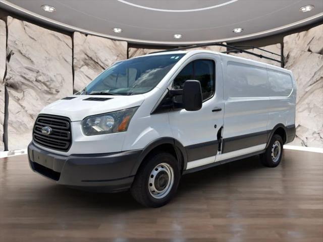 2015 Ford Transit w/Sliding Side Door w/RWB