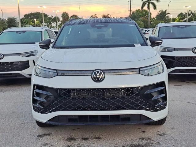 2026 Volkswagen Tiguan SE R-Line Black