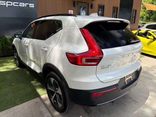 2026 Volvo XC40 Plus, B5 AWD Gas (mild hybrid), Dark