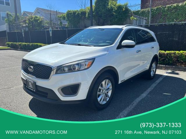 2016 Kia Sorento 3.3L LX