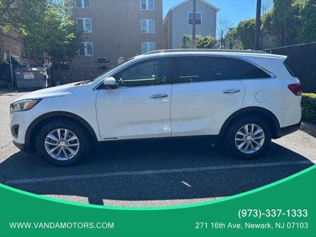 2016 Kia Sorento 3.3L LX