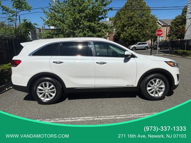 2016 Kia Sorento 3.3L LX