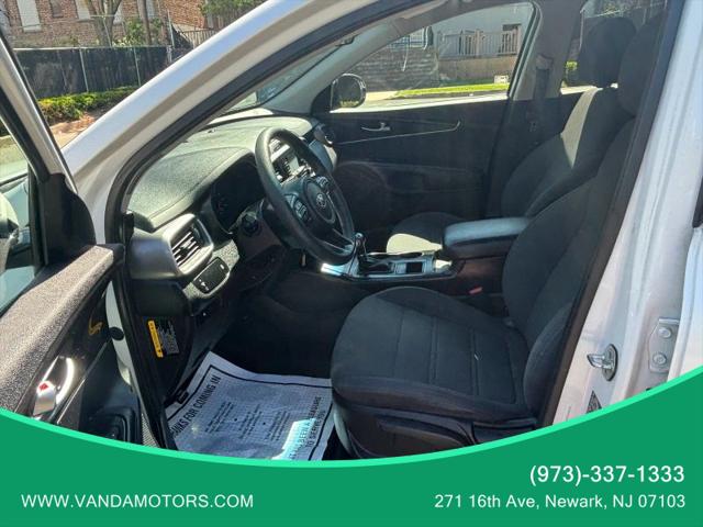 2016 Kia Sorento 3.3L LX