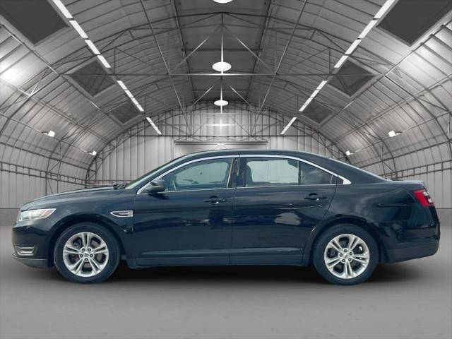 2018 Ford Taurus SEL