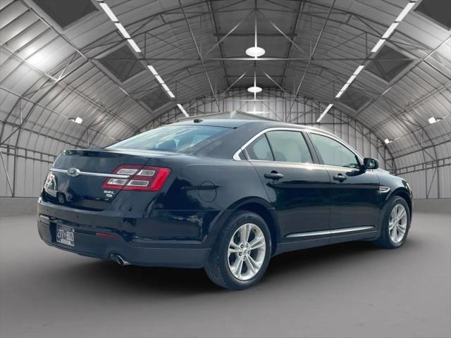2018 Ford Taurus SEL