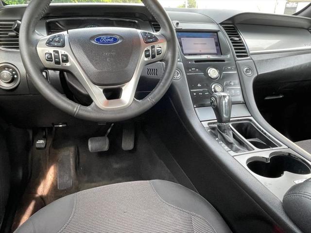 2018 Ford Taurus SEL
