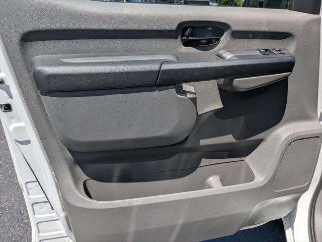 2019 Nissan 3500 S V8